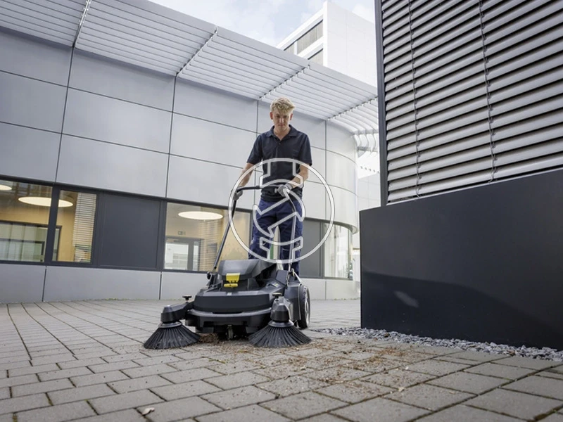 Karcher KM 70/30 C Bp Anniversary Edition akkus seprőgép
