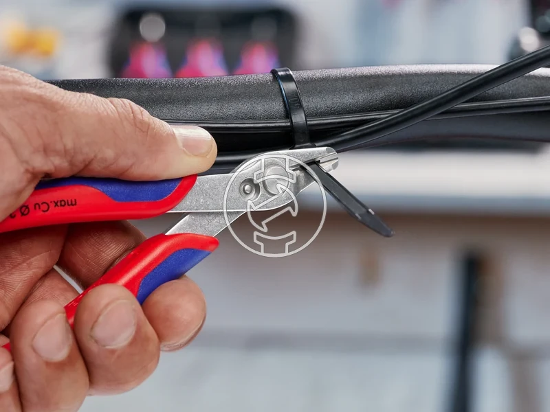 Kép: Knipex Electronic Super Knips oldalcsipofogo 140 mm_2.webp