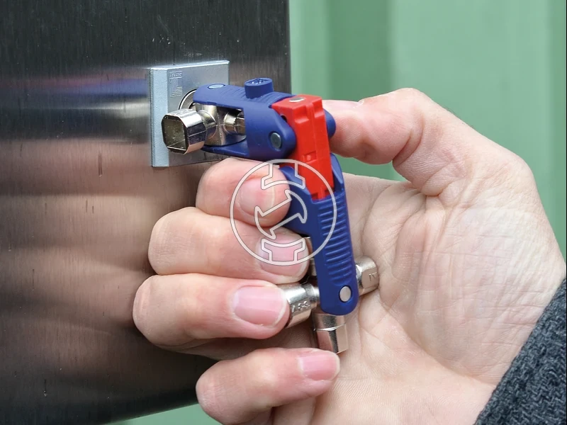 Kép: Knipex JointKey Quadro univerzalis szekreny kulcs 63 mm_3.webp
