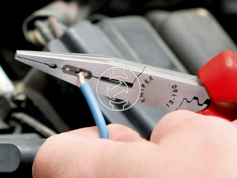 Kép: Knipex kabelcsupaszito fogo_4.webp