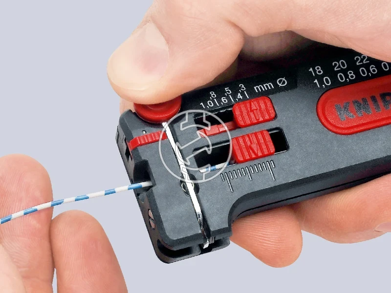 Kép: Knipex mini kabelcsupaszito_1.webp