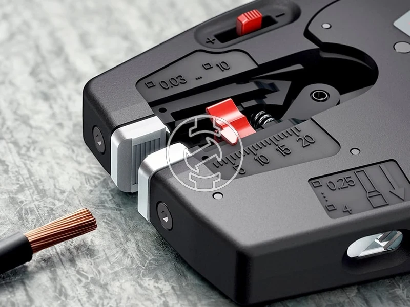 Kép: KNIPEX NexStrip Multitool f Electricians.webp