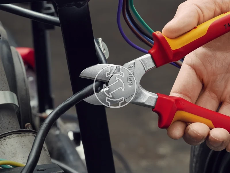 Kép: Knipex szigetelt oldalcsipo fogo 200 mm_1.webp