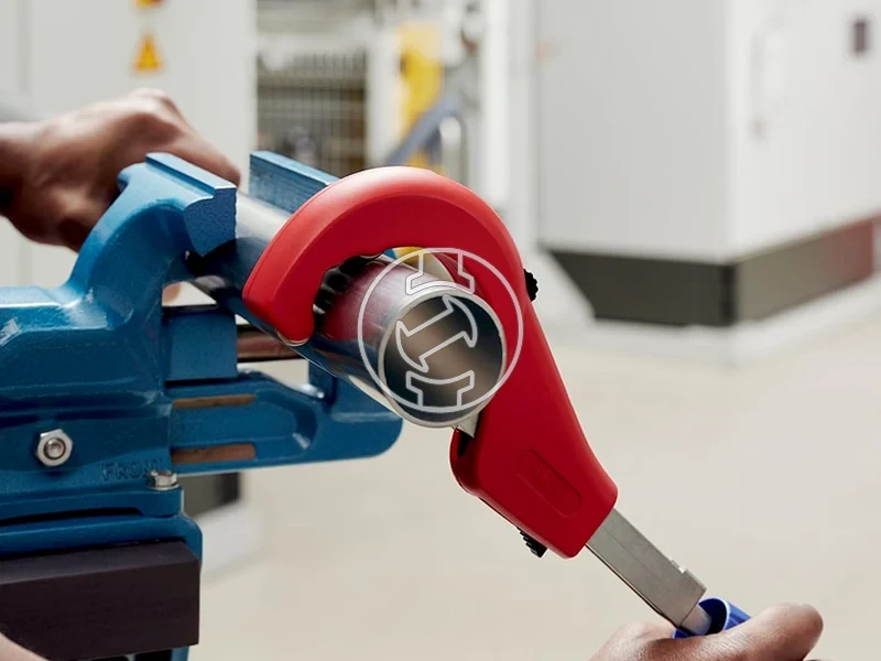 Kép: KNIPEX TubiX XL Pipe cutter.webp