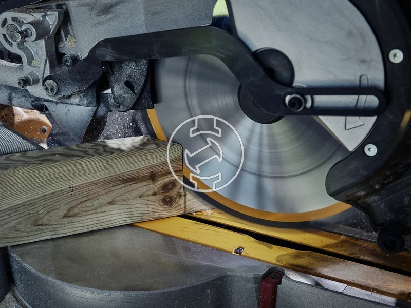 Kép: KORFURESZLAP 305X30MM 48 FOG.webp