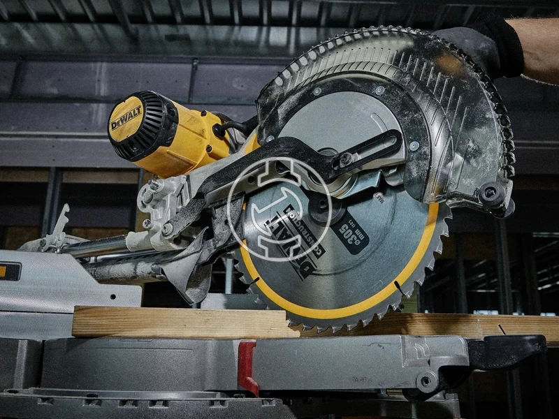 Kép: KORFURESZLAP 305X30MM 48 FOG.webp