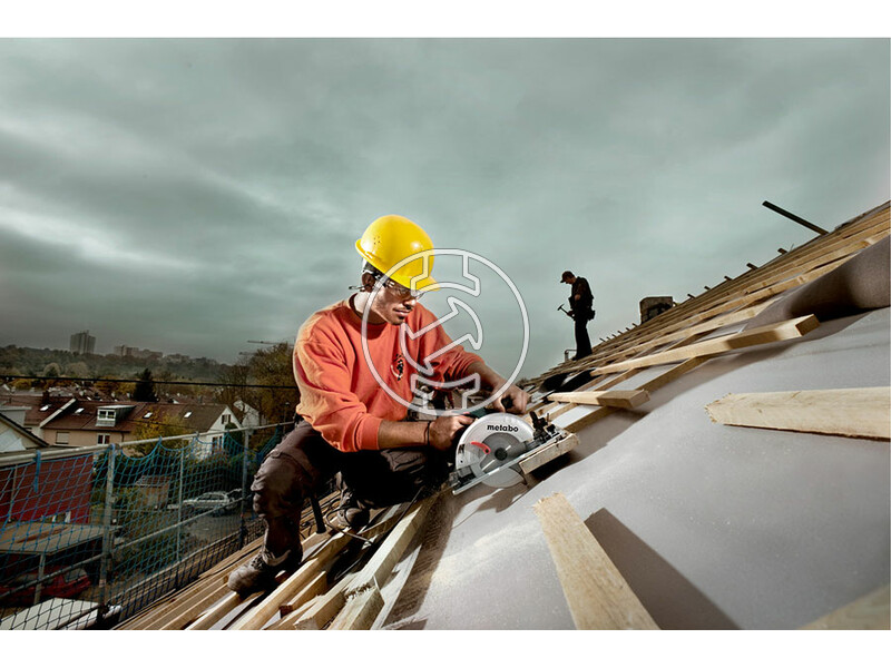 600955000 ks_55_fs_600955000_kezi_korfuresz_1