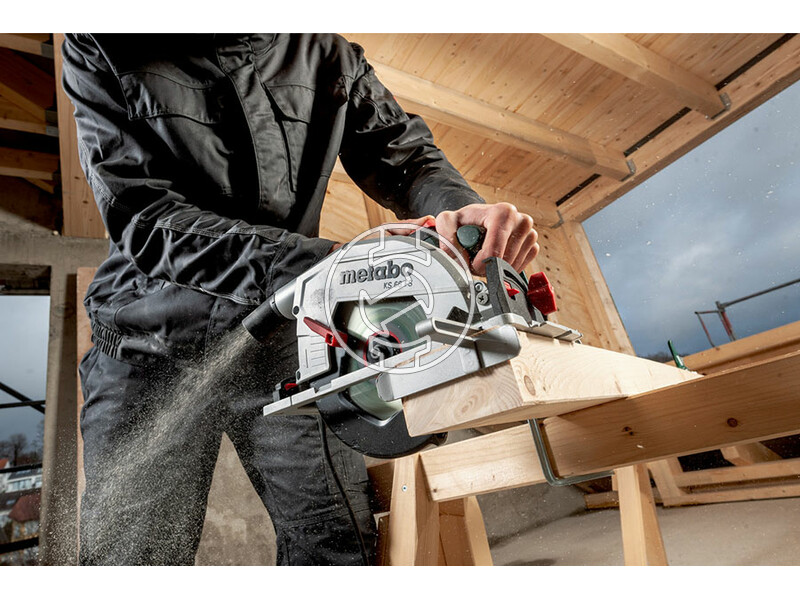 601066000 ks_66_fs_601066000_kezi_korfuresz_3