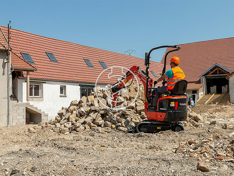 Kubota K008 -5 VHG minikotró 975 kg