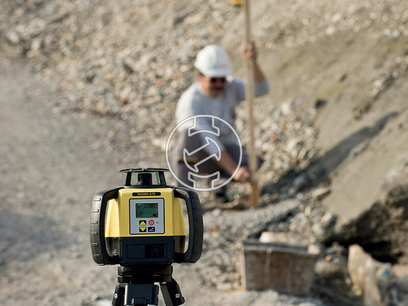 Leica Rugby 620 forgólézer + Rod Eye 120 vevőegység