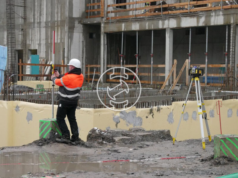 Leica Rugby CLA-ctive forgólézer CLX700 szoftverrel és COMBO-val