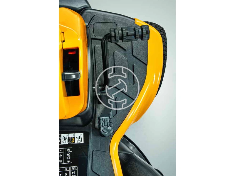 Cub Cadet LR2 NS76 benzinmotoros fűnyíró traktor 760 mm, 420 cm³