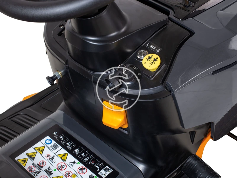 Cub Cadet LT3 S108 benzinmotoros fűnyíró traktor 1080 mm, 679 cm³