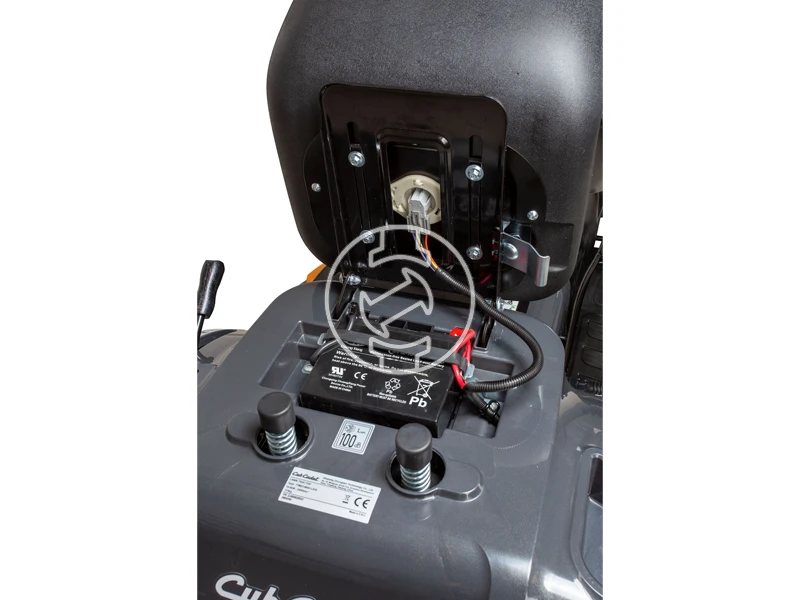 Cub Cadet LT3 S108 benzinmotoros fűnyíró traktor 1080 mm, 679 cm³