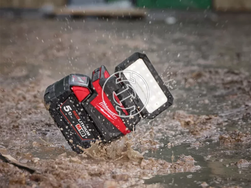 Milwaukee M18ALIS akkus szerelőlámpa