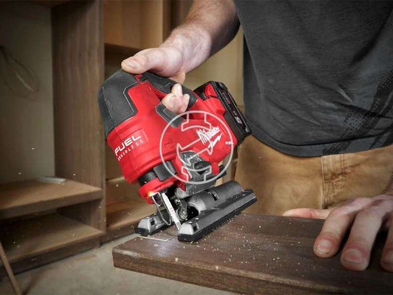 Milwaukee M18FJS-0 akkus dekopírfűrész