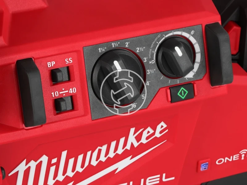 Kép: M18FRGRO114-802C M18 FUELTM csohornyolo.webp