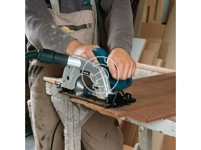Makita 5604R