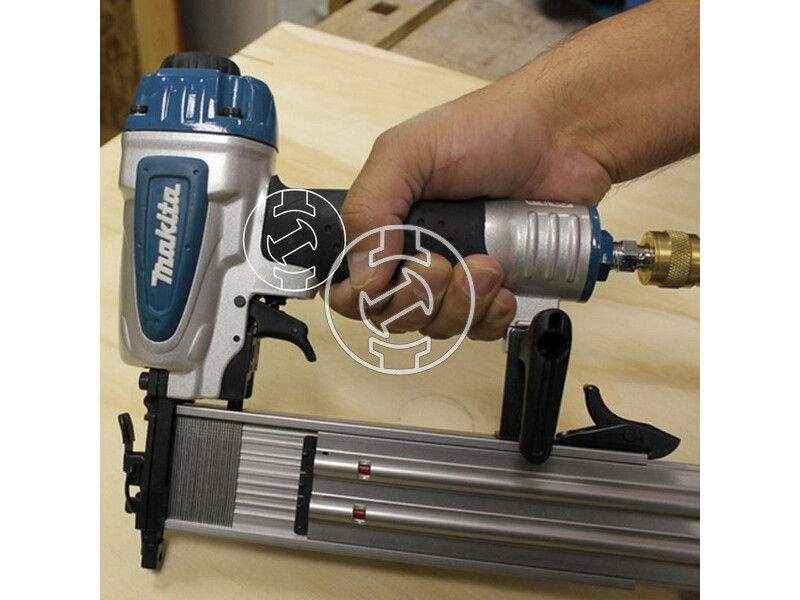 Makita AF505N