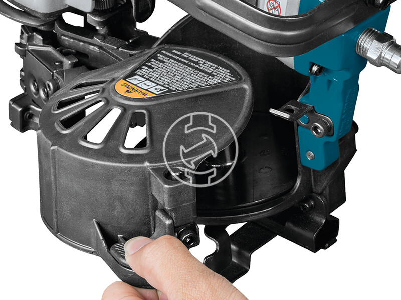 Makita AN454 levegős szegbelövő