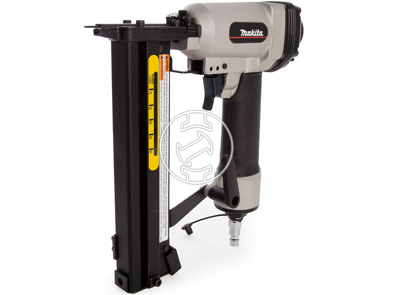 Makita AT638 levegős kapcsozó