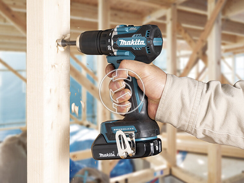 Makita DDF487RAJ akkus fúrócsavarozó tokmányos