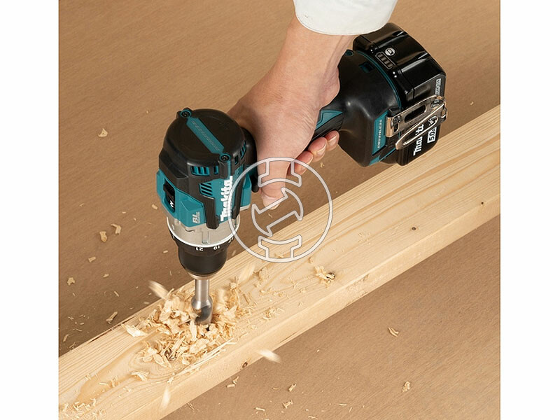 Makita DDF489RTJ 18V LXT BL 110 Nm akkus fúrócsavarozó tokmányos 2 x 5,0 Ah