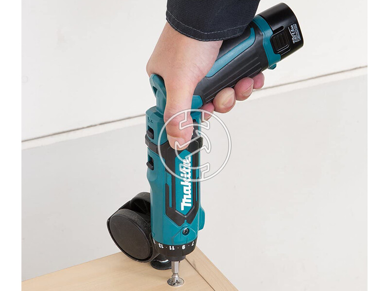 Makita DF012DSE akkus marokcsavarbehajtó