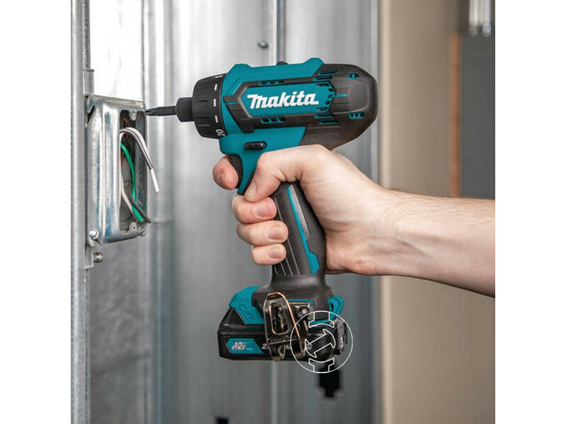 Makita DF033DZ