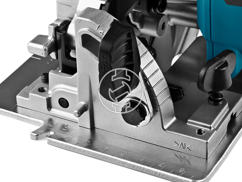 Makita DHS661Z akkus körfűrész