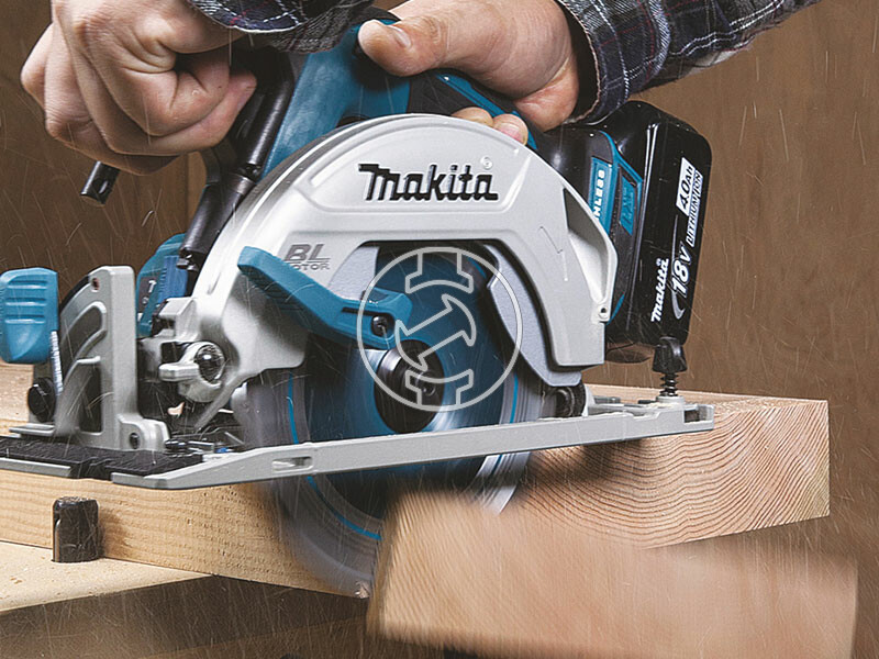 Makita DHS680Z akkus körfűrész akku és töltő nélkül (BULK)