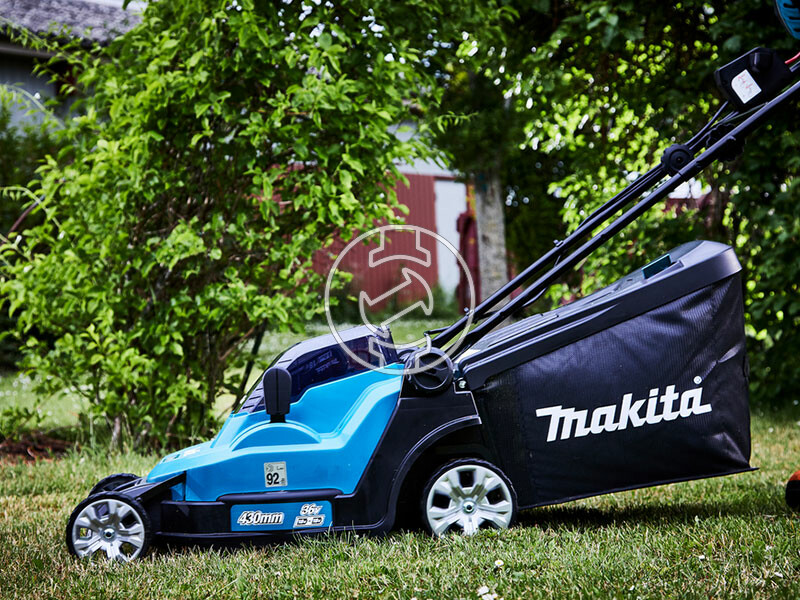 Makita DLM432PT2 akkus fűnyíró