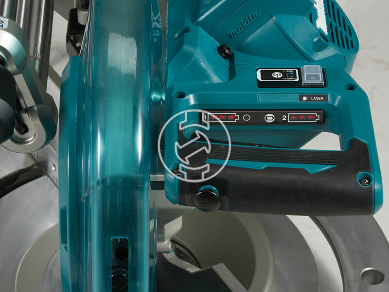 Makita DLS111ZU akkus gérvágó akku és töltő nélkül