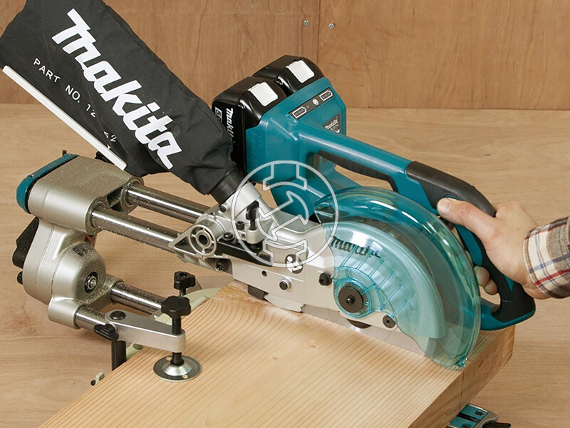 Makita DLS714NZ akkus gérvágó
