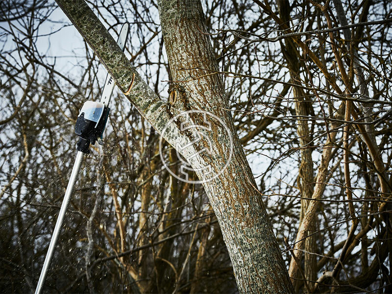 Makita DUA300Z akkus magassági ágvágó