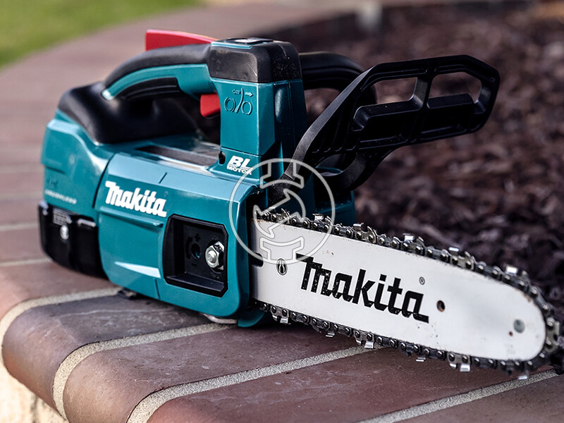 Makita DUC254RT akkus láncfűrész