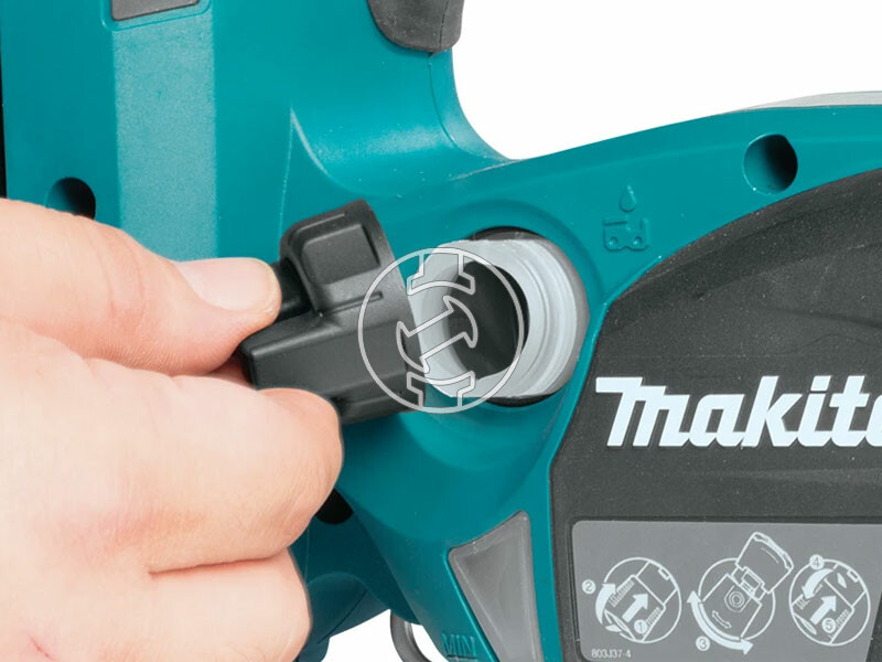 Makita DUC302PR2 akkus láncfűrész