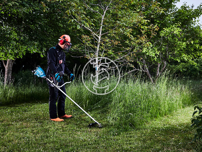 Makita DUR369APT2 akkus fűkasza