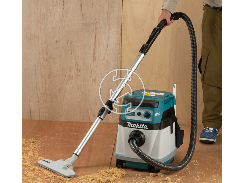 Makita DVC155LZX2 akkus száraz-nedves porszívó