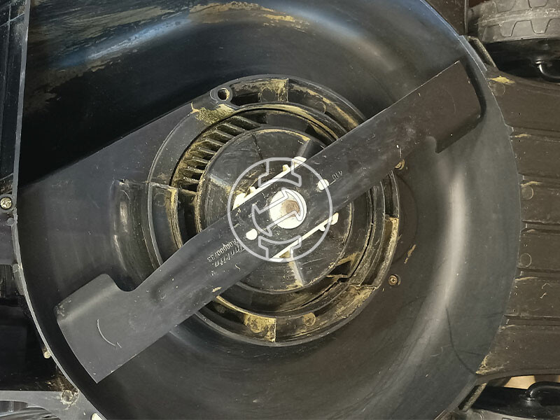 Makita ELM4120 elektromos fűnyíró (értékcsökkent)