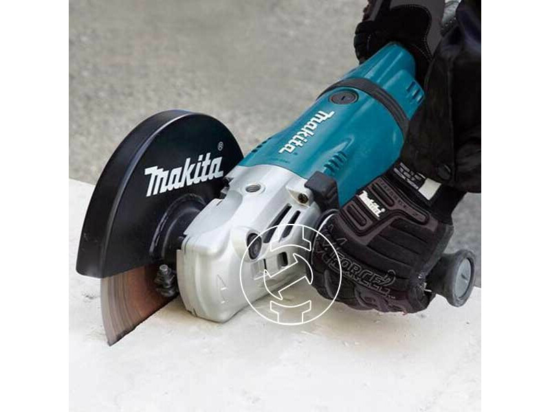 Makita GA9020RFK
