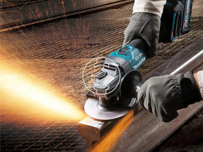 Makita GA005GZ akkus sarokcsiszoló (akku és töltő nélkül)