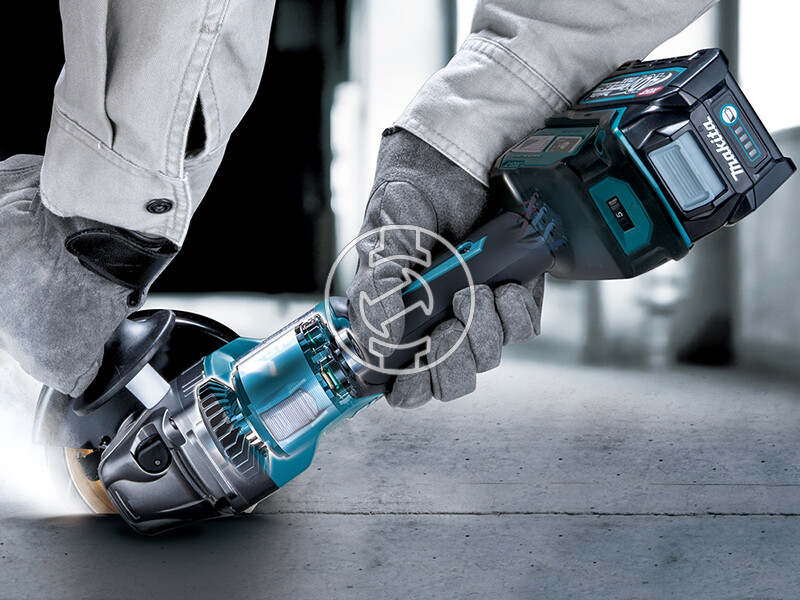 Makita GA023GM201 akkus sarokcsiszoló