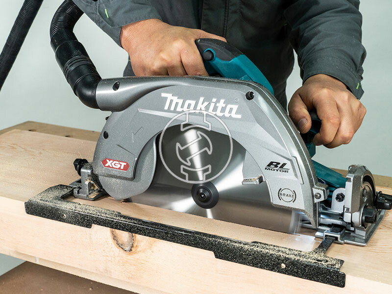 Makita HS011GT201 akkus körfűrész