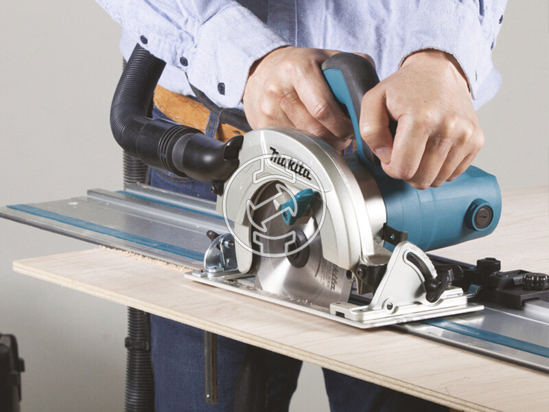 Makita HS6601 körfűrész (BULK)