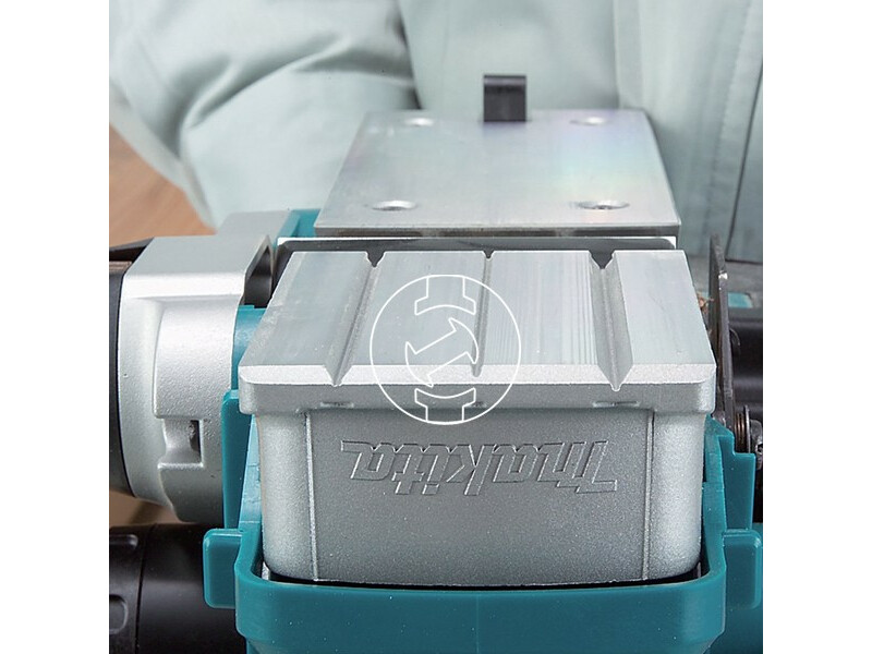 Makita KP0810C