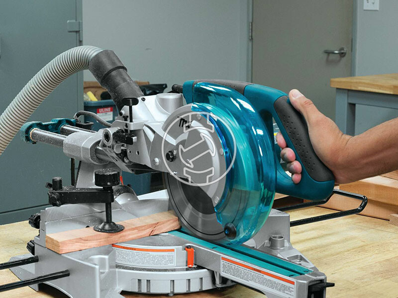 Makita LS0815FLN gérvágó
