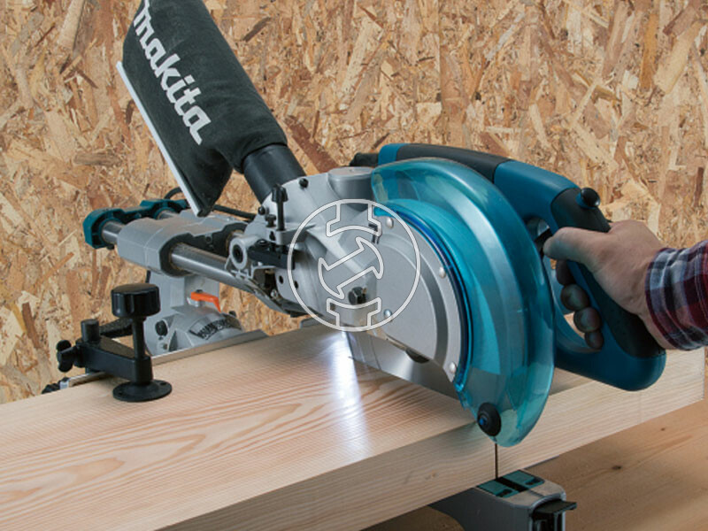 Makita LS0815FLN gérvágó