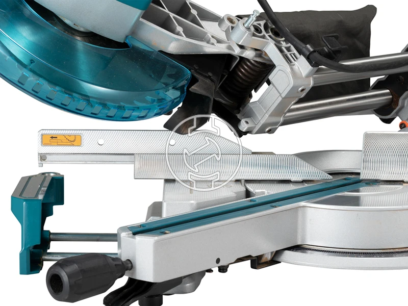 Makita LS1110F elektromos gérvágó 1450 W