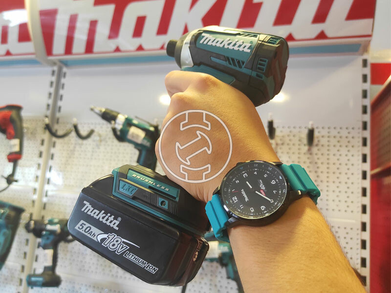 Makita XGT analóg karóra